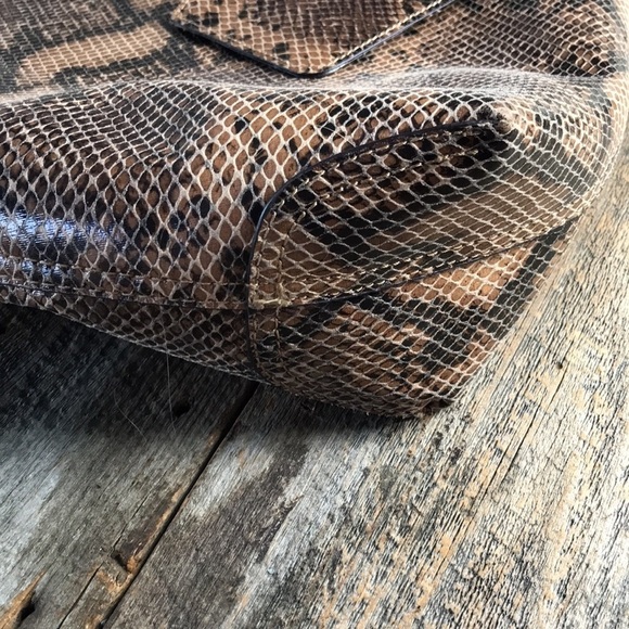 Charming Charlie Brown Snakeskin Tote with Wristlet and Strap - Picture 4 of 8